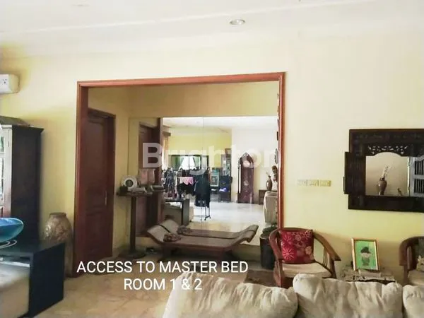 image RUMAH MEWAH 1.000M² DI PEJATEN, 4+2 KT, KOLAM RENANG (3)