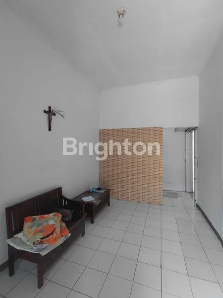 image RUMAH LUAS TERJANGKAU SEMI FURNISHED PERUMAHAN BEDALI AGUNG SIAP HUNI AREA NYAMAN RESIDENSIAL STRATEGIS SELANGKAH KE TOL LAWANG KABUPATEN MALANG  (8)