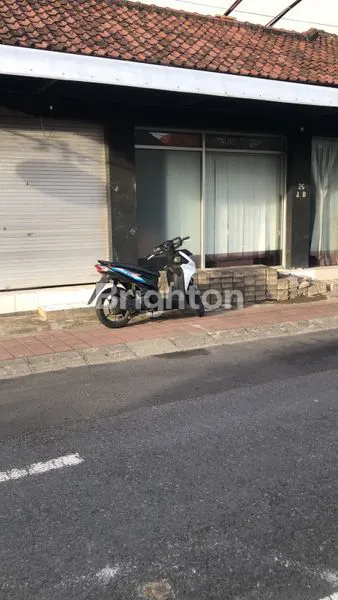 image TOKO DISEWAKAN AREA SEMINYAK (3)