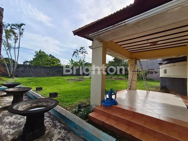 image RUMAH VILLA BESAR 3290M LAWANG  (2)