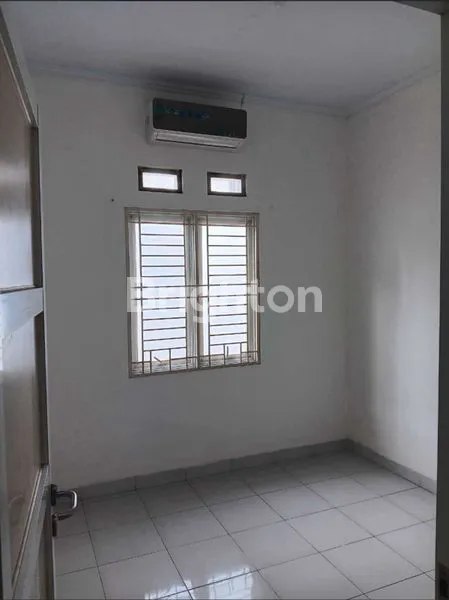 image DIJUAL CEPAT / BUTUH – RUMAH CLUSTER JAKASETIA, BEKASI SELATAN  RUMAH SIAP HUNI DI DALAM CLUSTER, LINGKUNGAN AMAN DAN NYAMAN, COCOK UNTUK HUNIAN KELUARGA MAUPUN INVESTASI. (4)