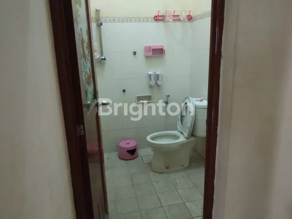 image RUMAH SEWA 2 LANTAI, LT 200M², 3 KT DI SOLO (8)