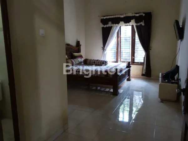 image RUMAH SEWA 2 LANTAI, LT 200M², 3 KT DI SOLO (3)