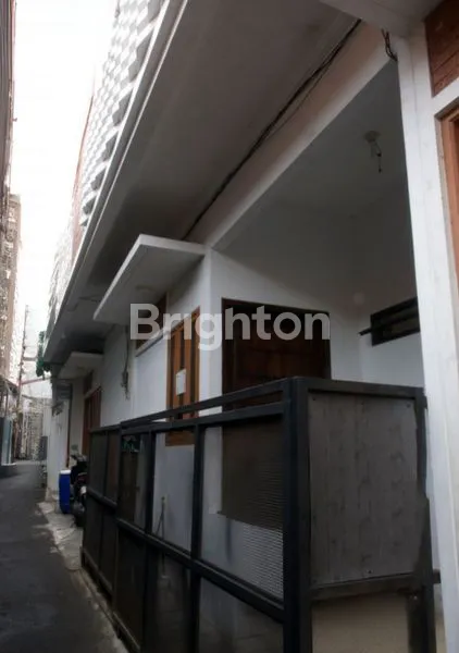 image RUMAH 2 LANTAI, SEMI FURNISHED, PALMERAH , JAKARTA BARAT. (2)