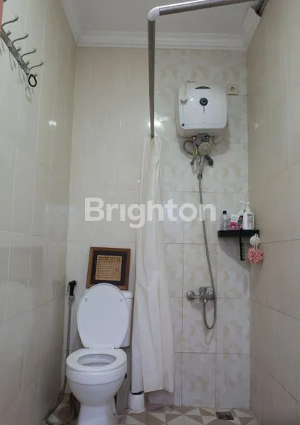 image RUMAH 2 LANTAI, SEMI FURNISHED, PALMERAH , JAKARTA BARAT. (8)
