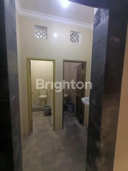 image DIJUAL RUMAH BESAR & STRATEGIS DI TIPES SOLO (6)