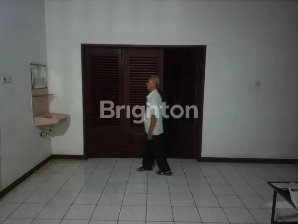 image RUMAH NUANSA KLASIK  DI DUREN SAWIT, SIAP HUNI (5)