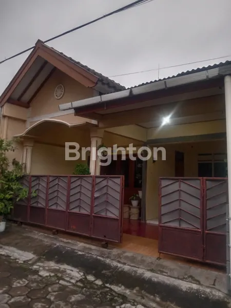 image JUAL RUMAH TINGKAT PERUM  MINOMARTANI (3)
