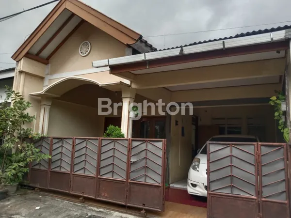 image JUAL RUMAH TINGKAT PERUM  MINOMARTANI (5)