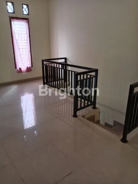 image RUMAH LANGKA DAN STRATEGIS DI DENPASAR SELATAN  (5)