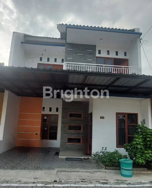 image CLUSTER ONE GATE DI PURBAYAN GENTAN (1)