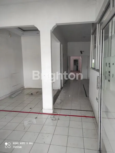 image RUKO STRATEGIS PINGGIR JALAN PARANGTRITIS EX KLINIK PRATAMA CITA SEHAT (2)