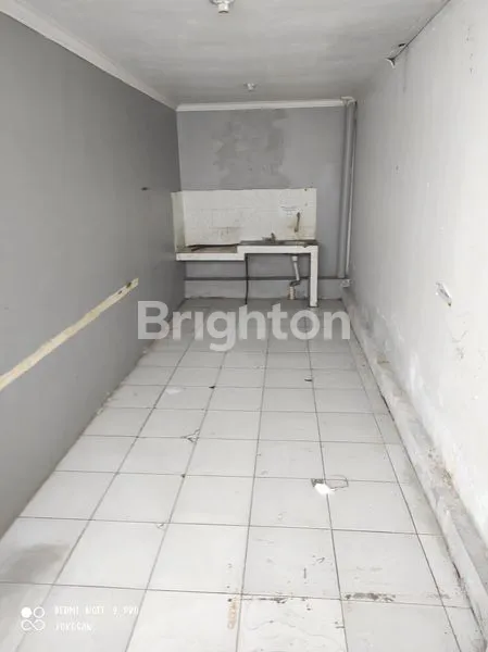 image RUKO STRATEGIS PINGGIR JALAN PARANGTRITIS EX KLINIK PRATAMA CITA SEHAT (5)