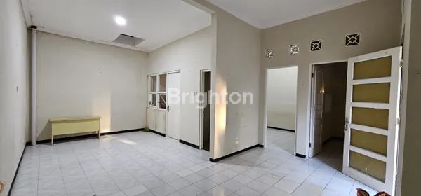 image RUMAH SIAP HUNI SHM, 2 KT DI JAMBANGAN SURABAYA (1)