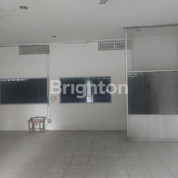 image SHOWROOM DI SEMAMPIR (2)