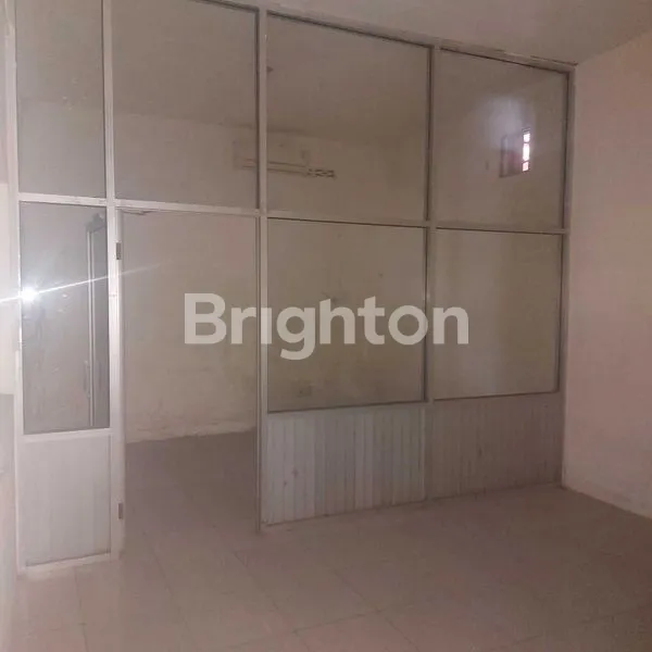 image SHOWROOM DI SEMAMPIR (3)