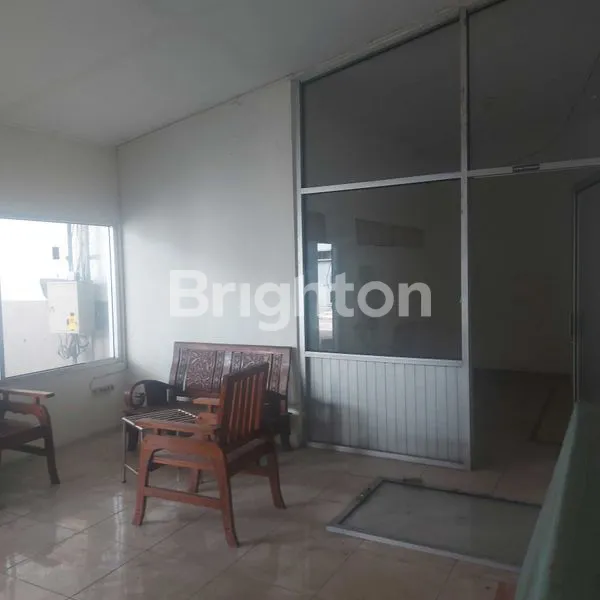 image SHOWROOM DI SEMAMPIR (5)