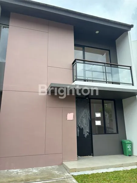 RUMAH BARU SERAH TERIMA DI PARK SERPONG