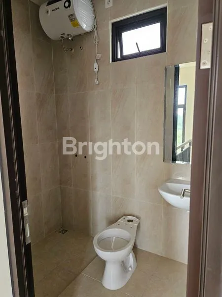 image RUMAH HOOK 2 LANTAI LT 82 DI CLUSTER KHAYA (8)