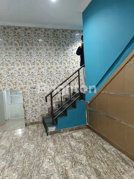 image RUKO 3,5 LANTAI DI SULTAN ISKANDAR MUDA, SHM (4)