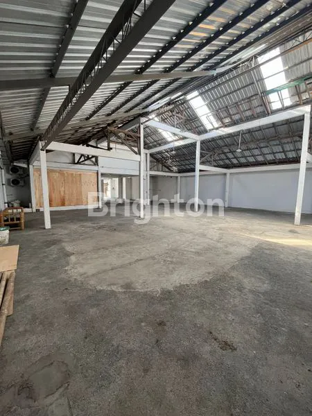 image SEWA RUMAH & GUDANG STRATEGIS, 2 LANTAI, LT 600M², SHM (3)