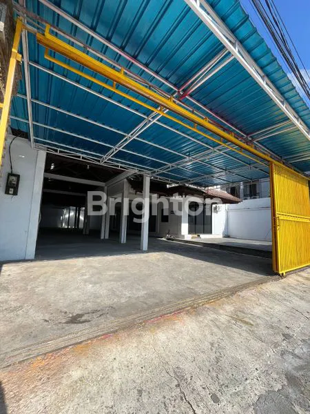 image SEWA RUMAH & GUDANG STRATEGIS, 2 LANTAI, LT 600M², SHM (5)