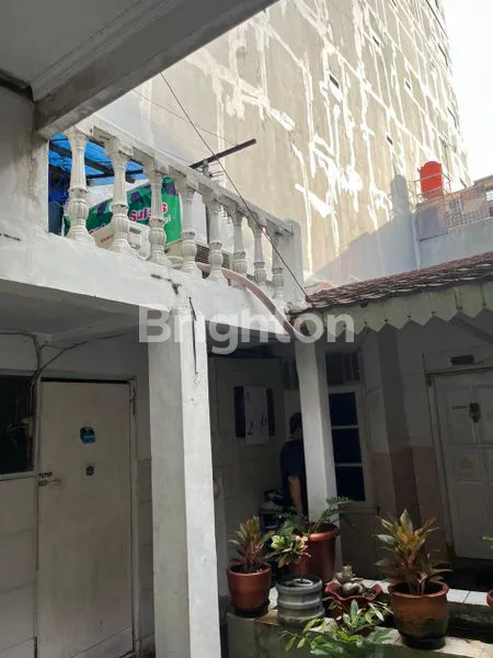 image RUMAH DI LAHAN KOMERSIL STRATEGIS PINGGIR JALAN RAYA DEPAN KAMPUS BINUS SANGAT STRATEGIS KEMANGGISAN PALMERAH DEKAT RAWA BELONG (3)