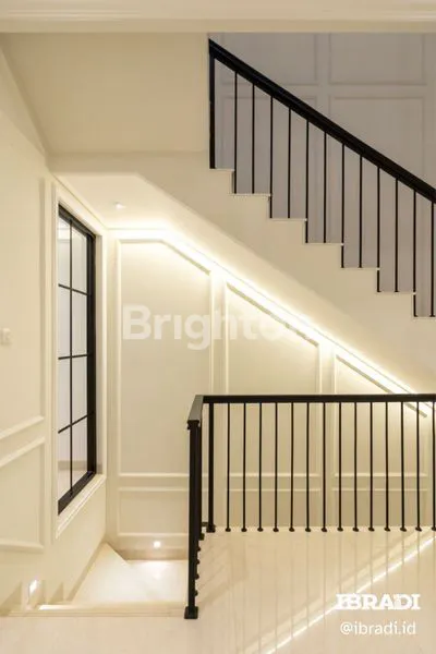 image RUMAH SIAP HUNI  &  MEWAH  3 LANTAI – (6)