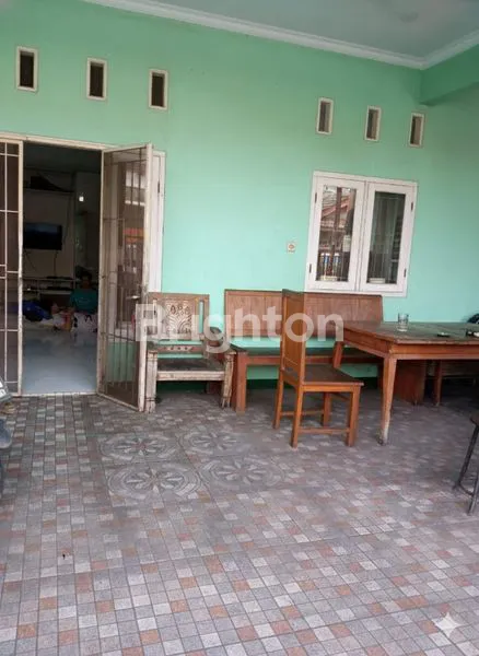image DI JUAL RUMAH STRATEGIS PINGGIR JALAN LUAS 142M PERUMNAS 3 BEKASI TIMUR (1)