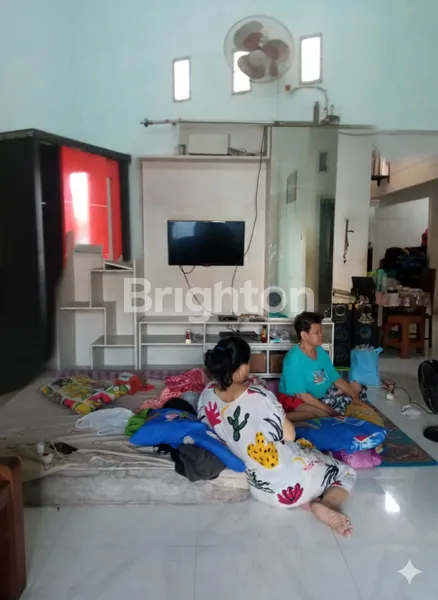 image DI JUAL RUMAH STRATEGIS PINGGIR JALAN LUAS 142M PERUMNAS 3 BEKASI TIMUR (2)