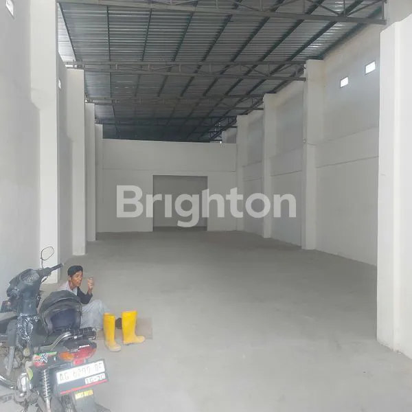 image GUDANG DI SEMAMPIR (4)