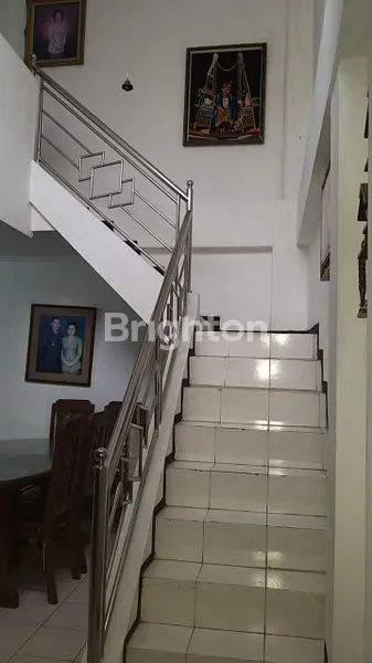 image DIJUAL RUMAH LUAS 2 LANTAI FURNISHED SIAP HUNI AREA SAWOJAJAR DEKAT SMPN 21 SELANGKAH KE TOL SAWOJAJAR DEKAT SMAN 10 PASAR SAWOJAJAR KOTA MALANG (6)