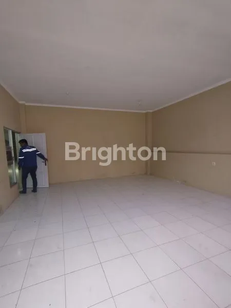 image GUDANG STRATEGIS DI SAMARINDA SEBERANG, AKSES TOL DEKAT (5)