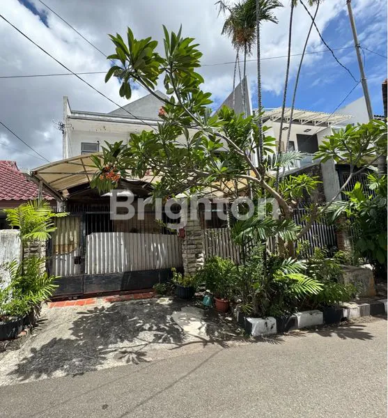 image RUMAH 2 LANTAI DI PULOMAS JAKARTA TIMUR (2)