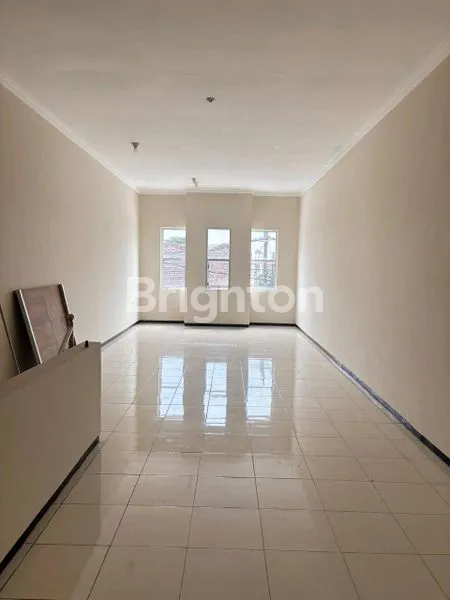 image RUKO DISEWAKAN 2 LANTAI STRATEGIS COCOK UNTUK KANTOR ATAU USAHA DI AREA SOEKARNO HATTA MALANG* (1)