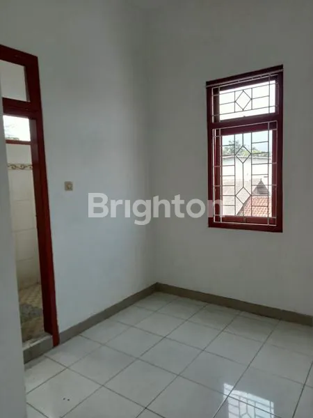 image RUMAH STRATEGIS 2 MENIT KE TOL, LT 350M², 5 KT (4)