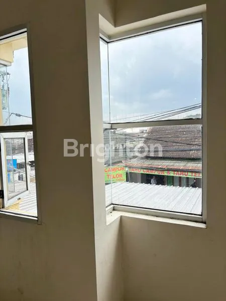 image RUKO DISEWAKAN 2 LANTAI STRATEGIS COCOK UNTUK KANTOR ATAU USAHA DI AREA SOEKARNO HATTA MALANG* (3)