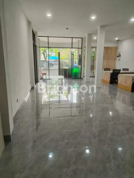 image RUMAH LUAS STRATEGIS JL. IMAM BONJOL (4)