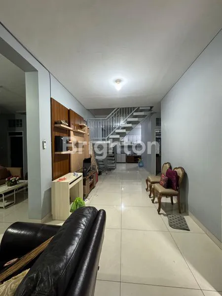 image DIJUAL RUMAH LUAS DAN RAPI DI CINERE, LT/LB: 180M2/ 340M2 (3)