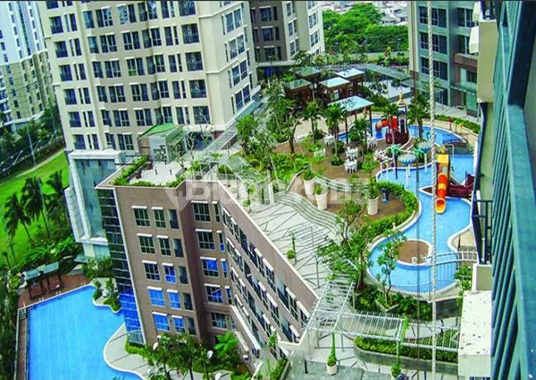 image TOWNHOME FULL FURNISHES THE MANSION BOUGENVILLE TOWER EMERALD  LANTAI 2 VIEW SWIMMING POOL DAERAH KEMAYORAN, JAKARTA PUSAT (1)