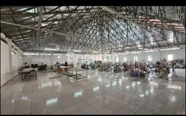 image TANAH DAN BANGUNAN PABRIK (1)