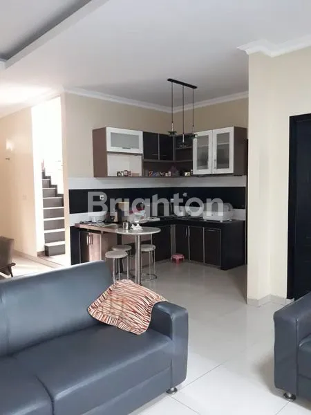 image DIJUAL RUMAH 2 LT DI BATUNUNGGAL INDAH (2)