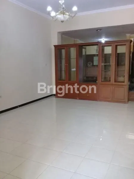 image RUMAH PLAMONGAN SIAP HUNI ONE GATE SYSTEM HARGA ISTIMEWA (8)