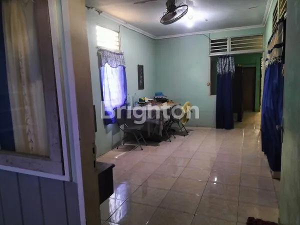 image DIJUAL RUMAH 4KT, PEKARANGAN LUAS 390M², LOKASI STRATEGIS (6)