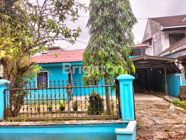 image DIJUAL RUMAH 4KT, PEKARANGAN LUAS 390M², LOKASI STRATEGIS (1)