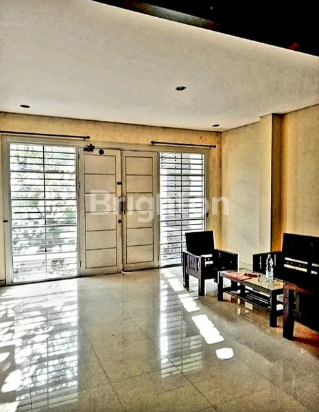 image DIJUAL RUMAH 2LANTAI 4BR DI DENPASAR TIMUR BALI  (7)
