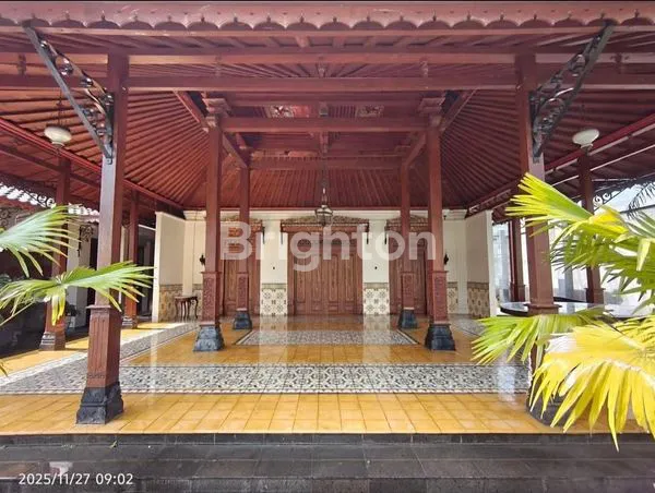 image *RUMAH MEWAH ETNIK LIMASAN JOGLO LINGKUNGAN ASRI DI COLOMADU* (3)