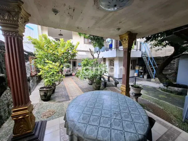 image RUMAH STRATEGIS JL DURI KOSAMBI (2)