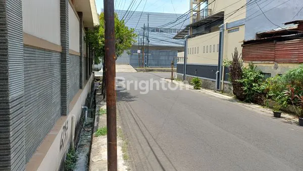 image RUMAH HITUNG TANAH LUAS 240M DI DURI KEPA JAKARTA BARAT (2)