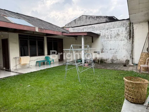 image RUMAH LAMA PINGGIR JALAN  MEDAN KOTA (8)